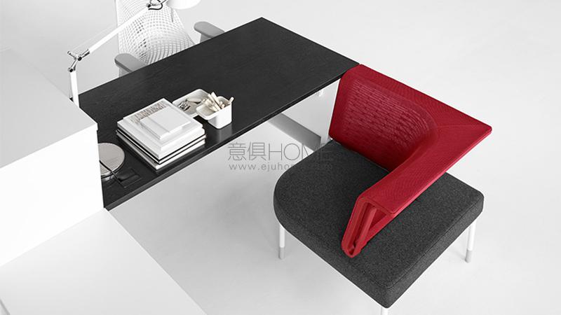 HERMAN MILLERPublic Office Landscape 书桌