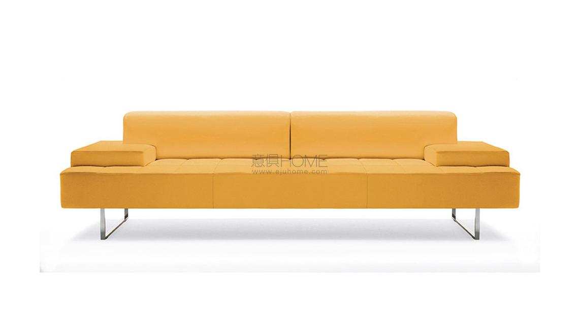 QUADRA 多人沙发