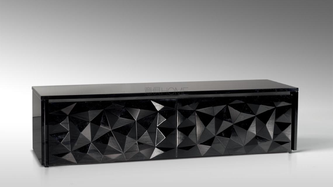 Royal Diamond 厅柜