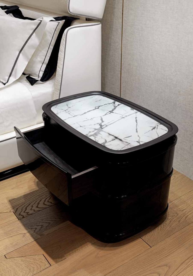 VISIONNAIRENOMOS床头柜