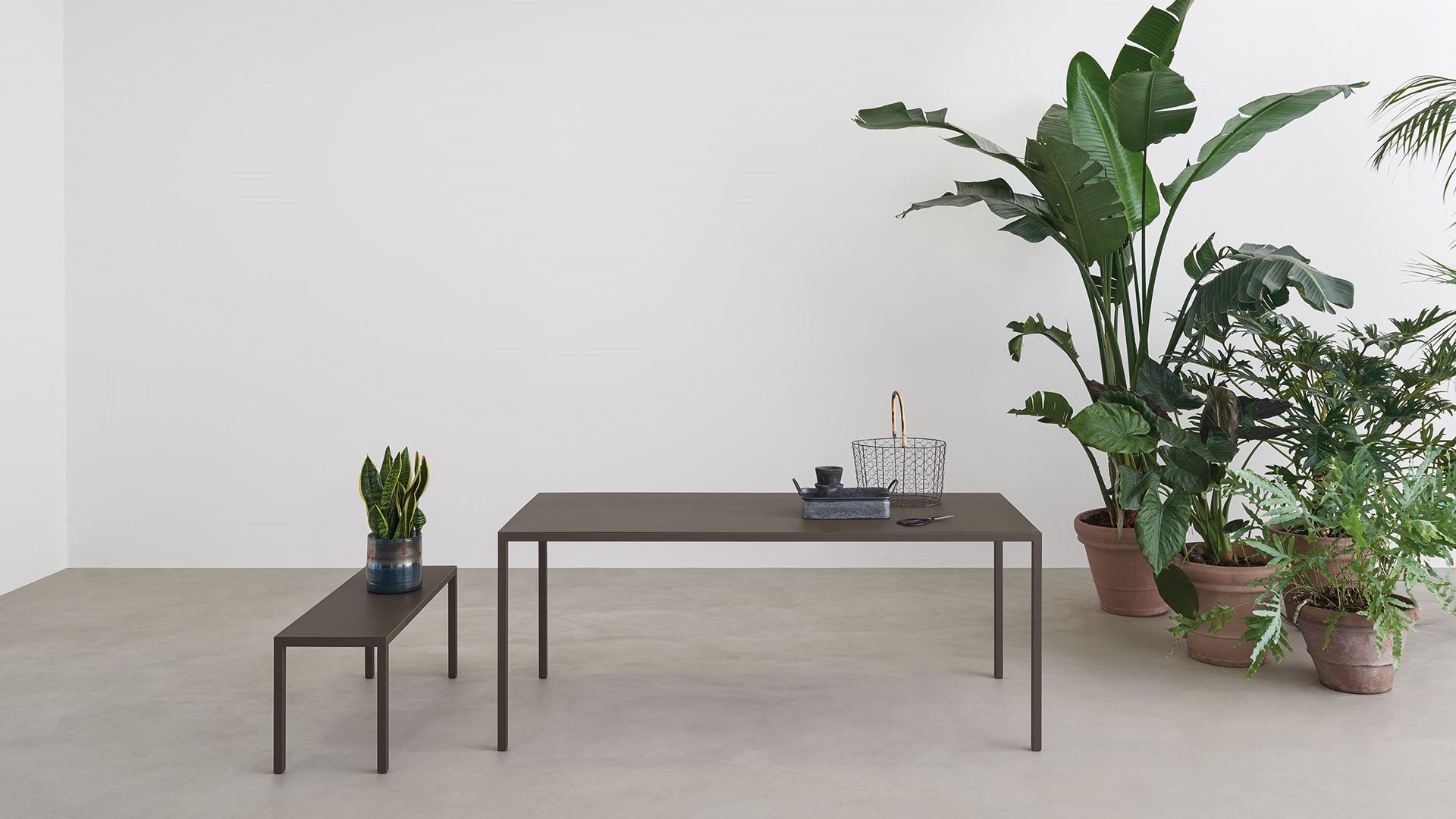 Helsinki 35 Outdoor 长餐桌