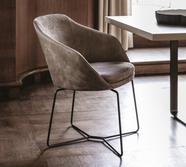 9400 Ribbon 休闲椅