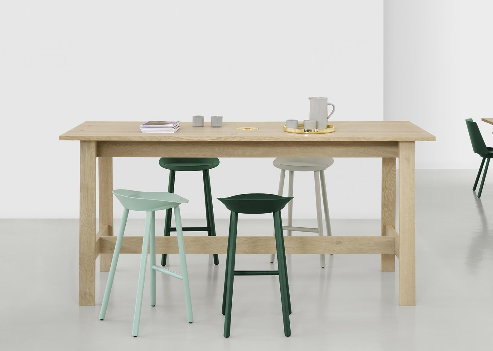 e15BASIS - HIGH TABLE 长餐桌