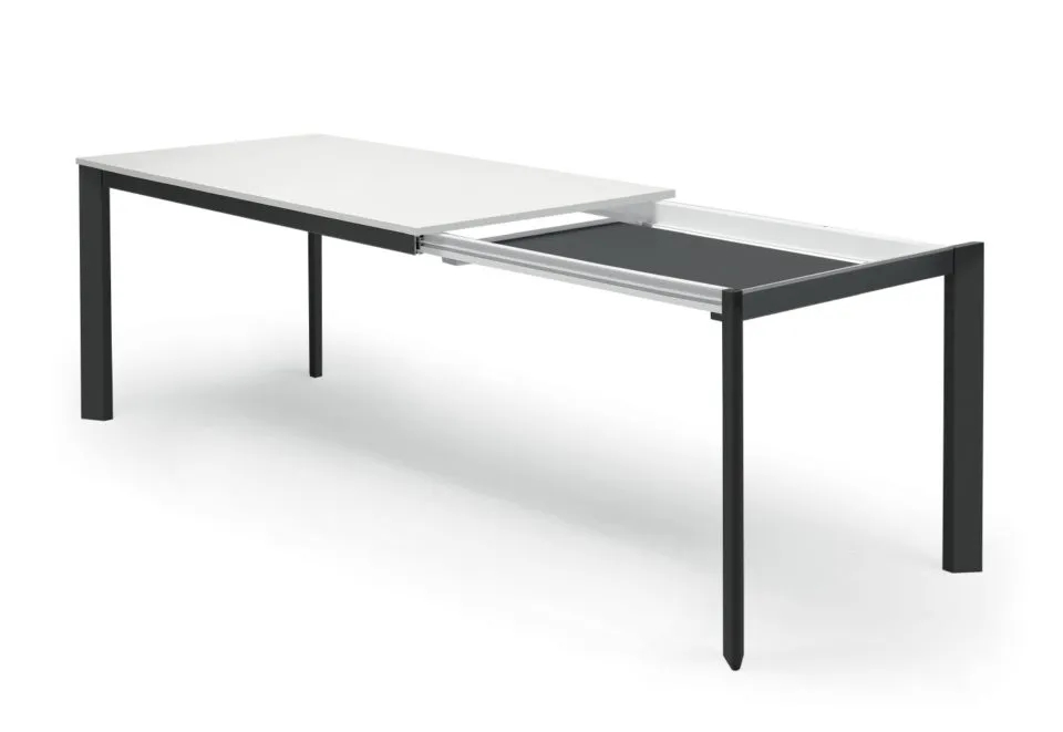 ColombiniCasaIRIS长餐桌