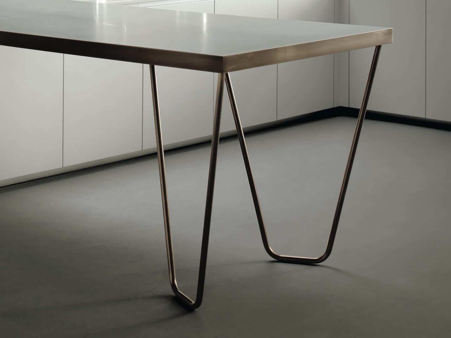 ROSSANATAVOLO SNACK THICK餐桌