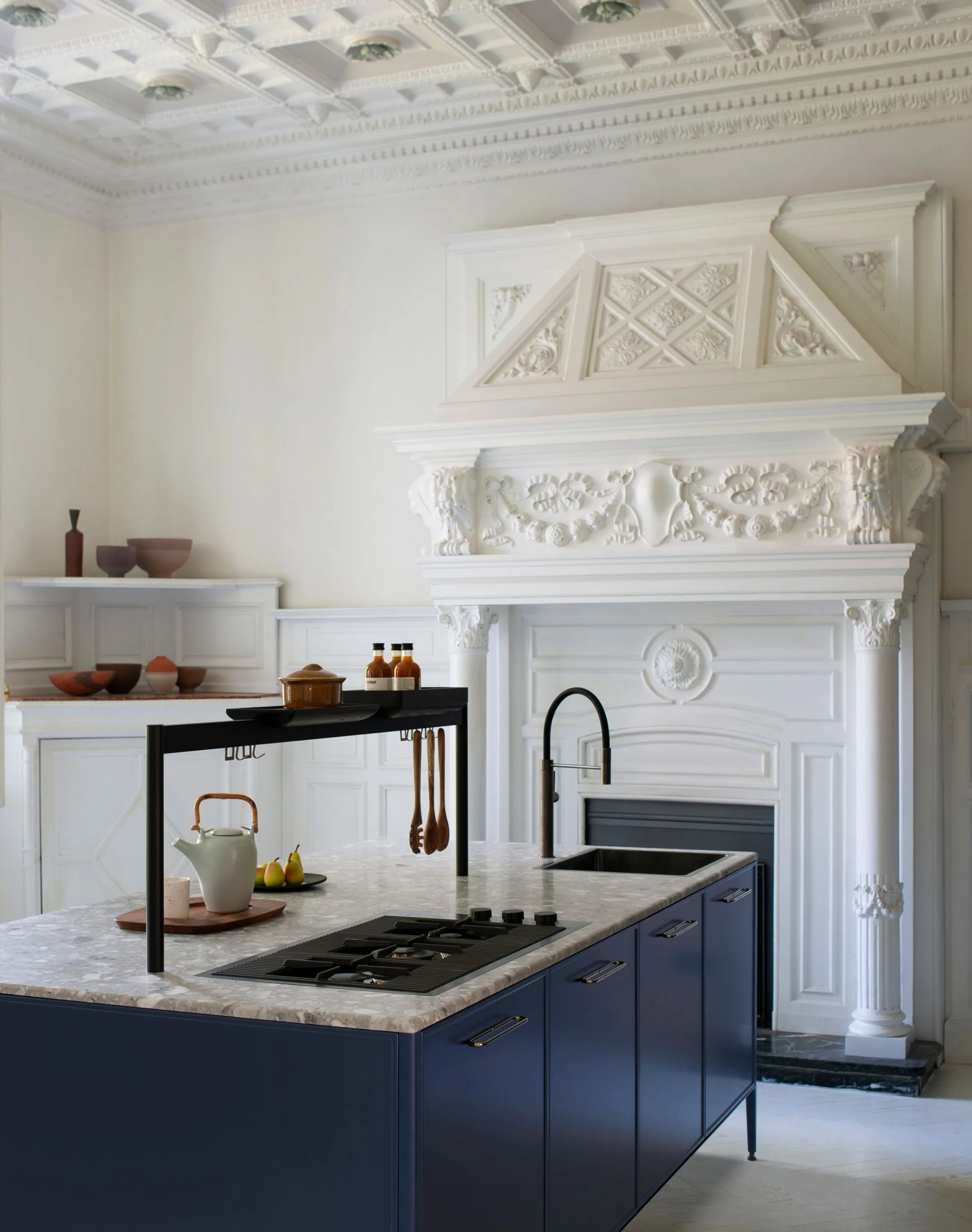 UNIT - NOBLE HUES 厨房岛台灶头